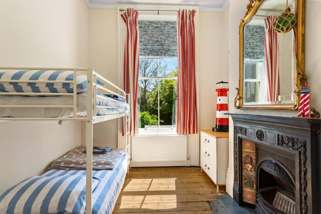 St Leonards-on-SeaLuxurious Victorian, A Few Minutes From The Beach - Sleeps 2 Adults And Up To 3 Childrenアパートメント エクステリア 写真