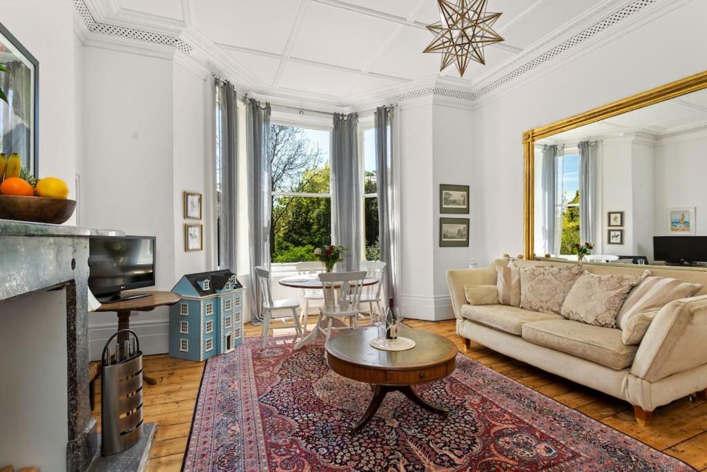 St Leonards-on-SeaLuxurious Victorian, A Few Minutes From The Beach - Sleeps 2 Adults And Up To 3 Childrenアパートメント エクステリア 写真
